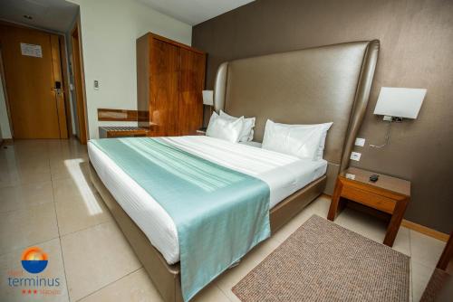 Hotel Terminus,Maputo>>Machangulo,3 star