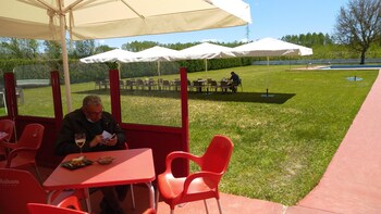 hotel la alegria