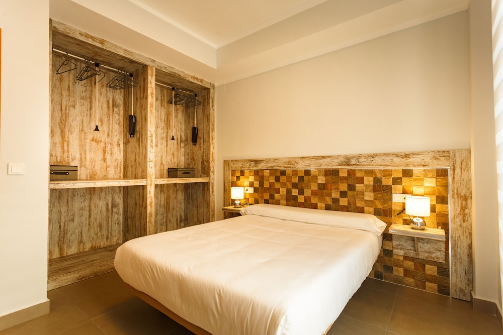 apartamentos turisticos cullar vega