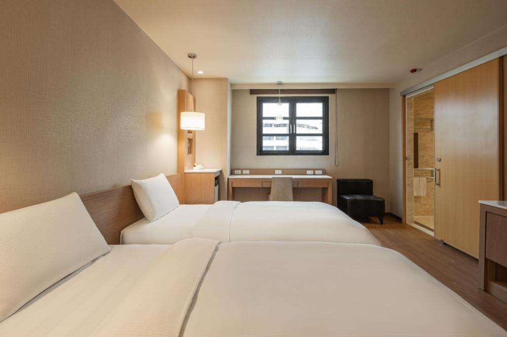 kindness hotel kaohsiung main station