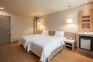 kindness hotel kaohsiung main station