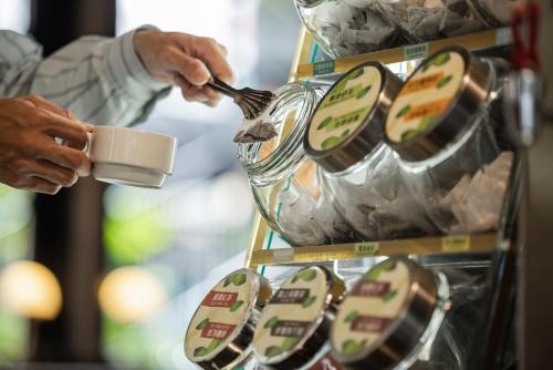 kindness hotel kaohsiung main station