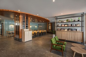 kindness hotel kaohsiung main station