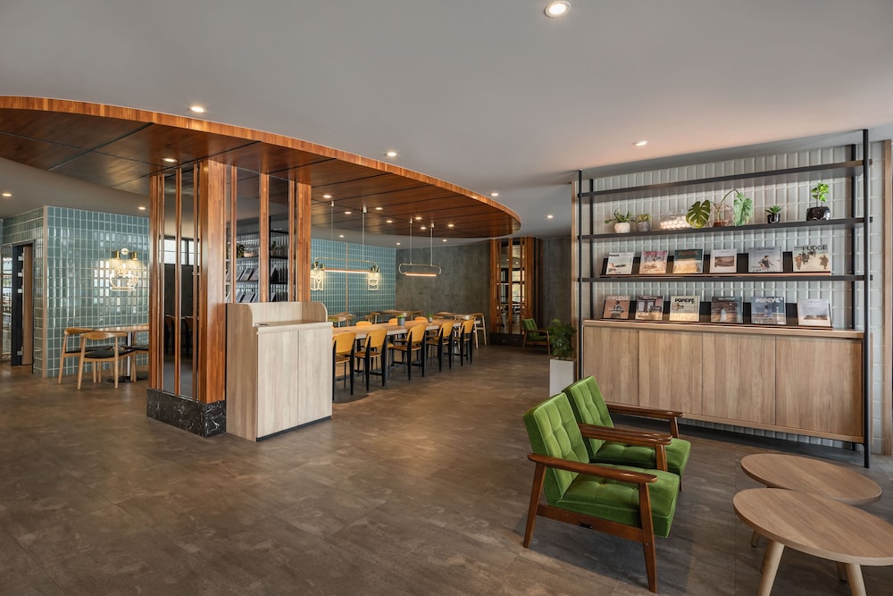 kindness hotel kaohsiung main station