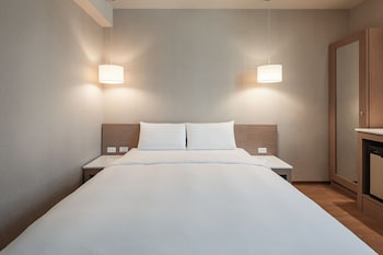 kindness hotel kaohsiung main station