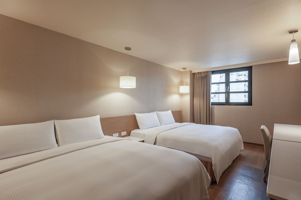 kindness hotel kaohsiung main station