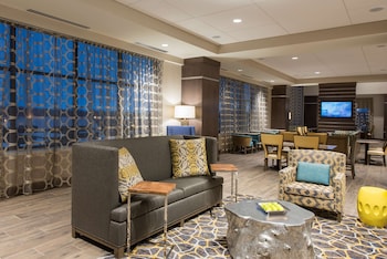 hampton inn and suites grand rapids downtown
