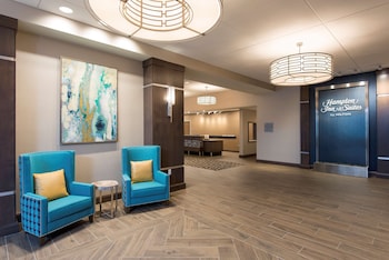hampton inn and suites grand rapids downtown