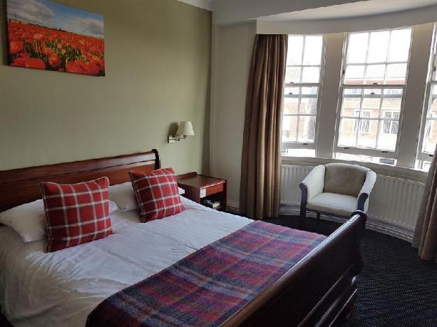 the broadway hotel
