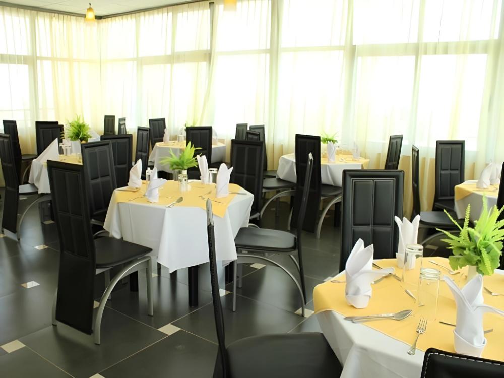 oasis hotel apartment