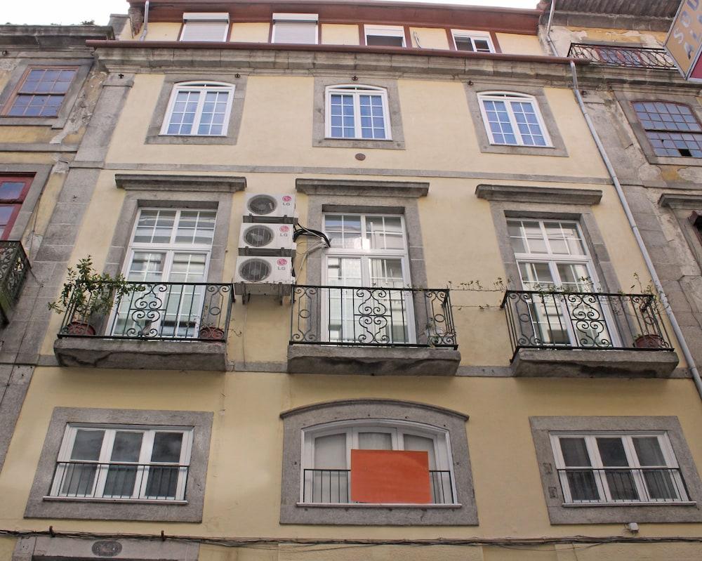 grande oceano guest house