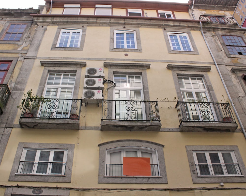 grande oceano guest house