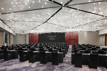 conrad shanghai