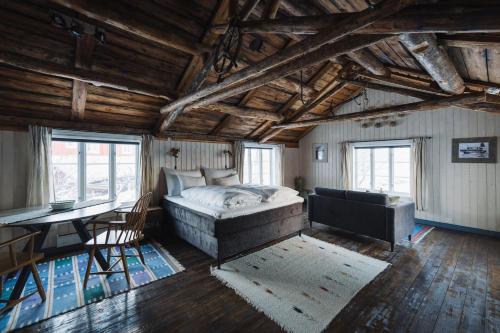 reine rorbuer by classic norway hotels