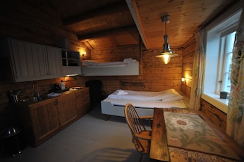 reine rorbuer by classic norway hotels
