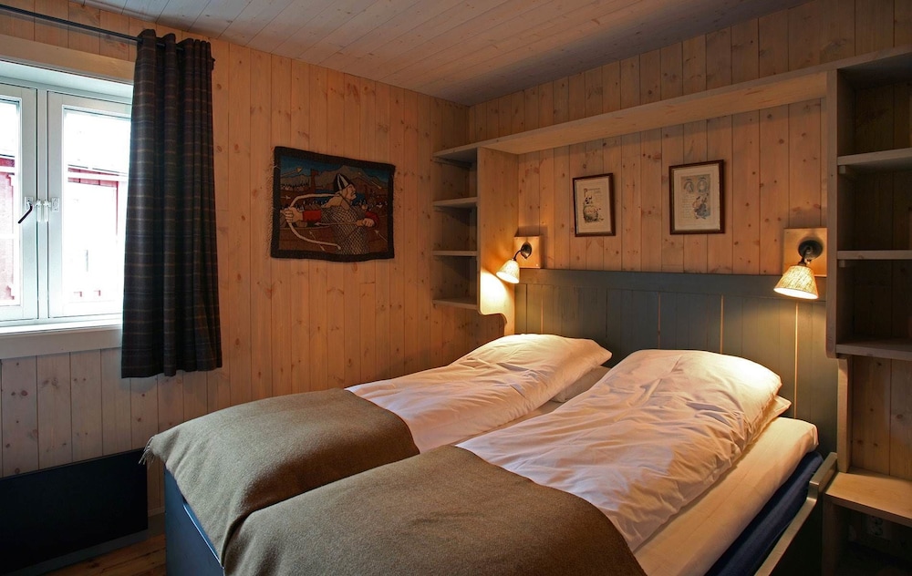 reine rorbuer by classic norway hotels