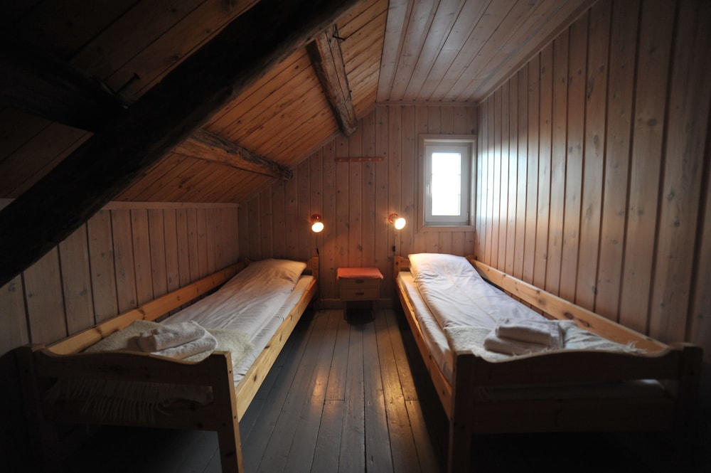 reine rorbuer by classic norway hotels