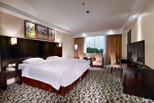 aston karimun city hotel