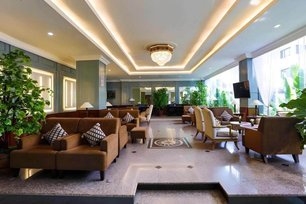 johns pardede international hotel