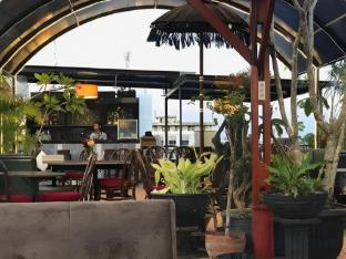 johns pardede international hotel