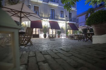 hotel victoria maiorino
