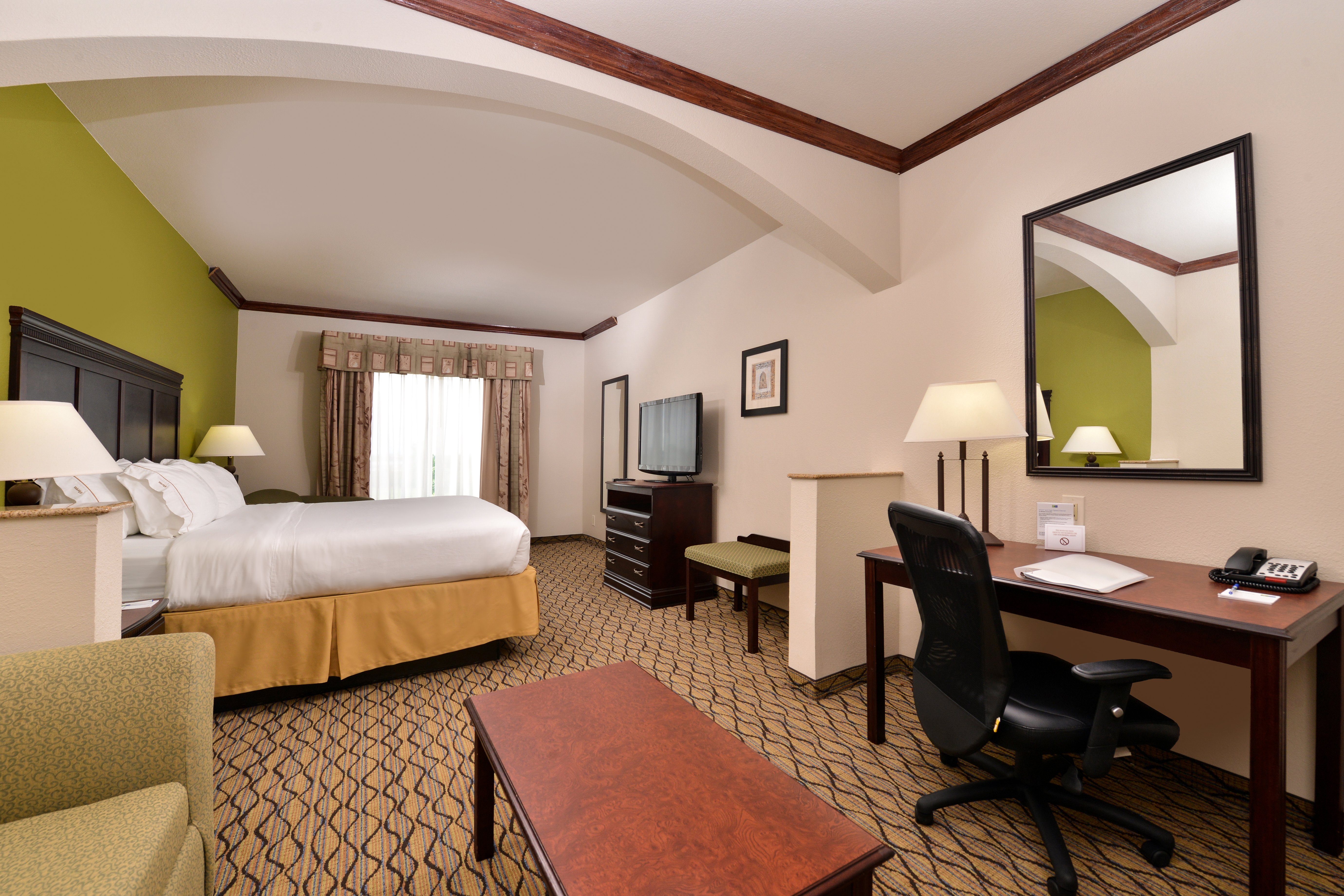 holiday inn express suites sherman hwy 75