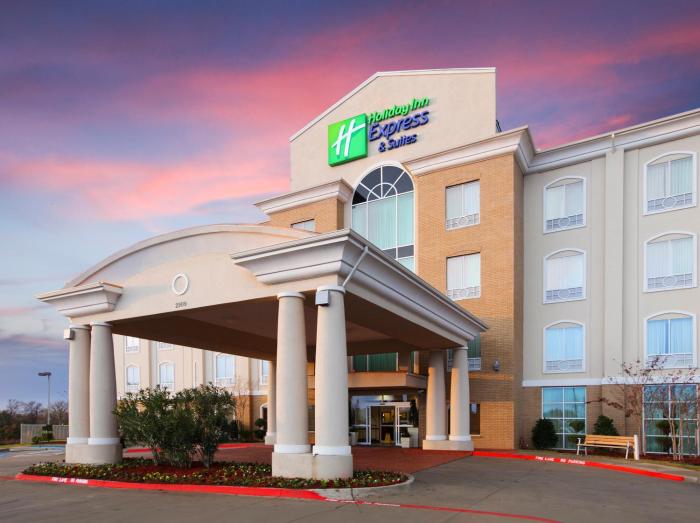 holiday inn express suites sherman hwy 75