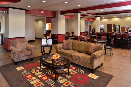 holiday inn express suites sherman hwy 75
