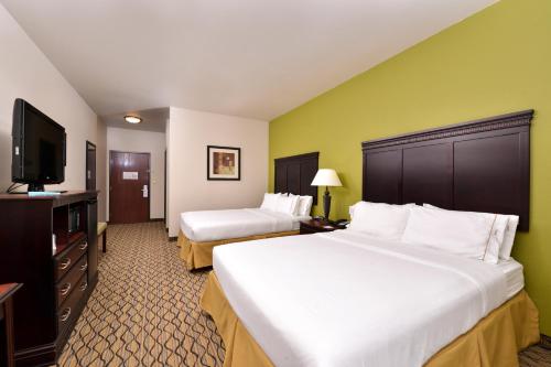 holiday inn express suites sherman hwy 75