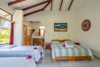 hotel colinas del sol