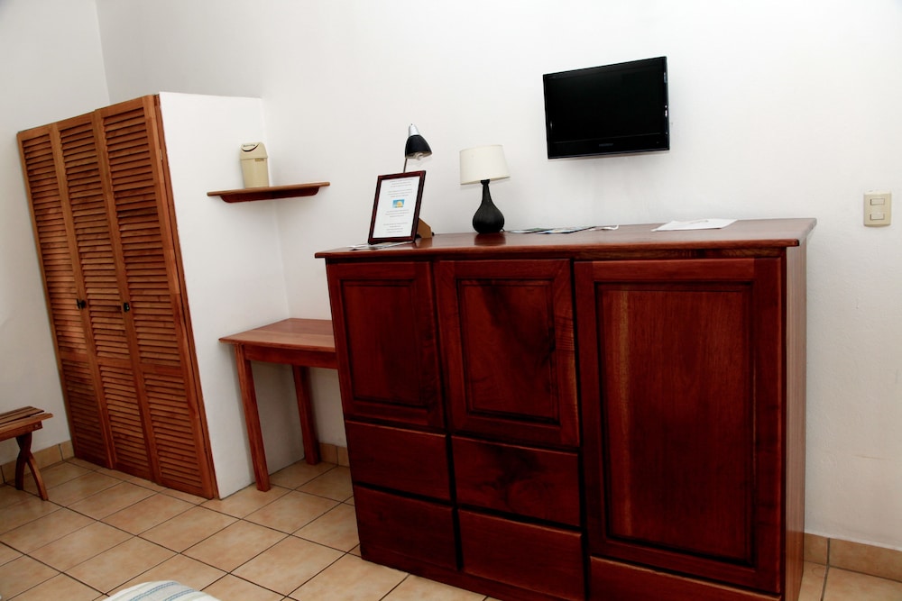 hotel colinas del sol