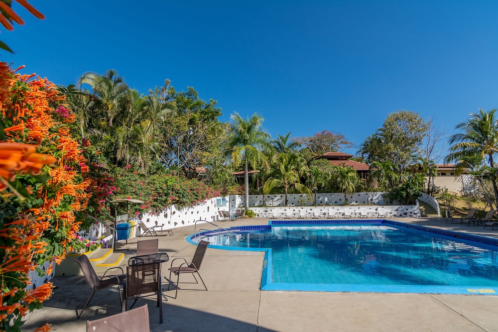 hotel colinas del sol