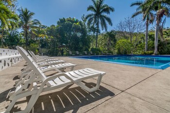 hotel colinas del sol