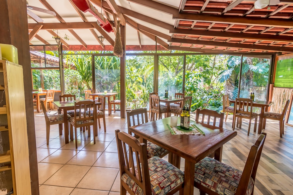 hotel colinas del sol