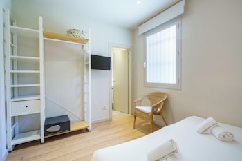 ola living hostal diagonal