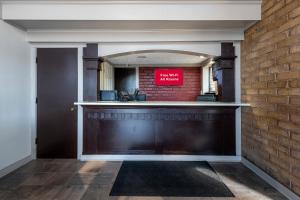 red roof inn monroe