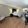 red roof inn monroe