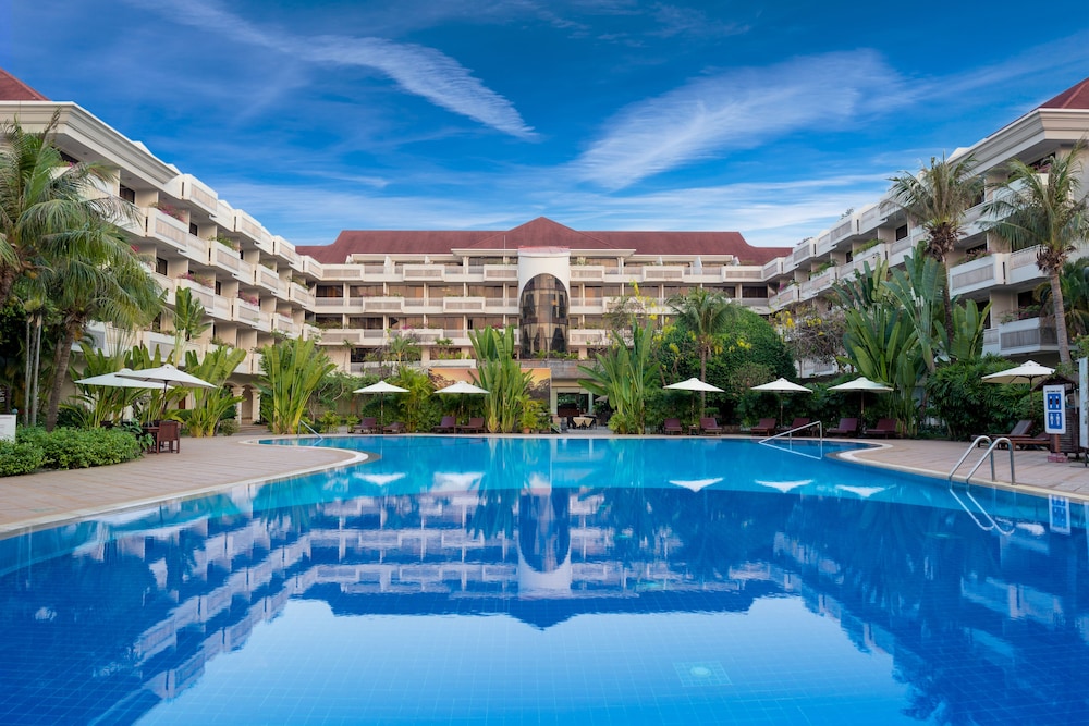 angkor century resort and spa