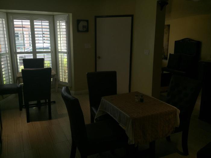 el royale hotel near universal studios