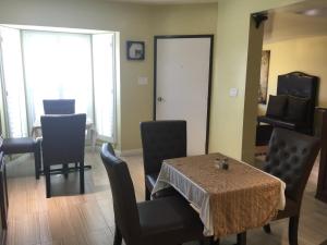 el royale hotel near universal studios