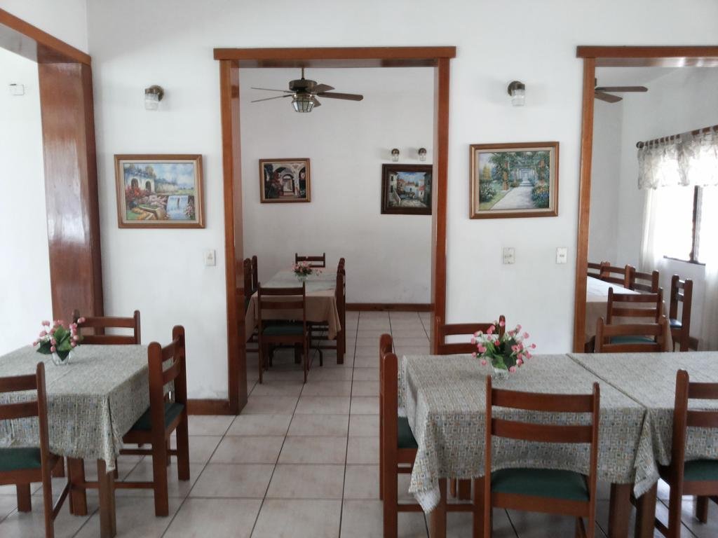 hotel casa flores de tikal