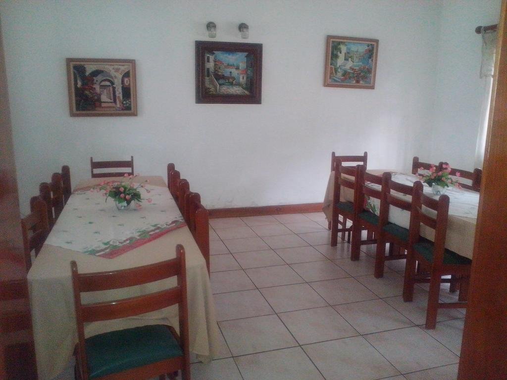 hotel casa flores de tikal