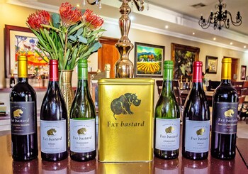 afrique boutique hotel o r tambo