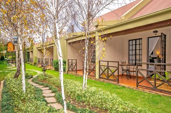 afrique boutique hotel o r tambo