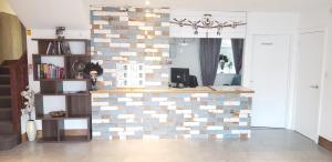 stansted airport lodge