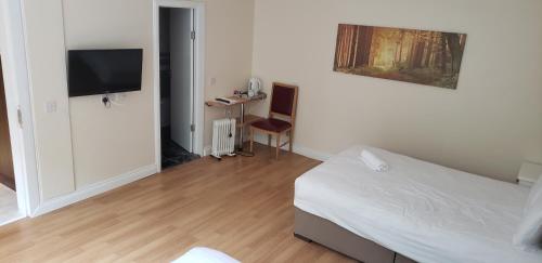 stansted airport lodge