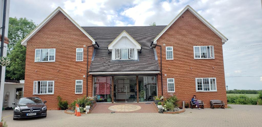 stansted airport lodge