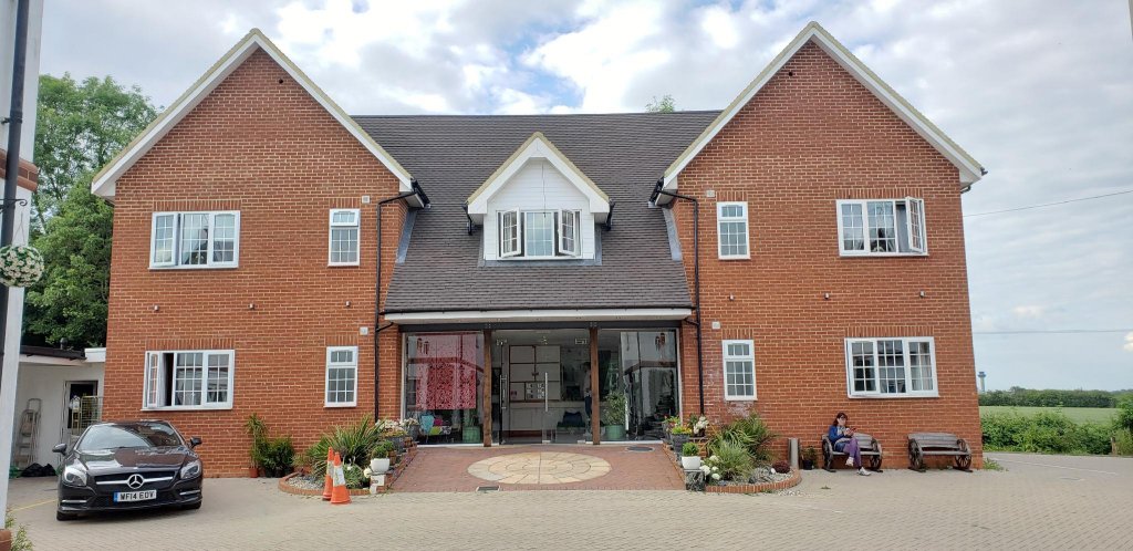 stansted airport lodge