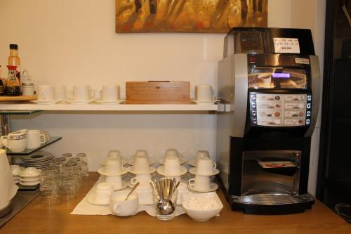 100 Iceland Hotel,Seltjarnarnes>>Reykjavik,4 star