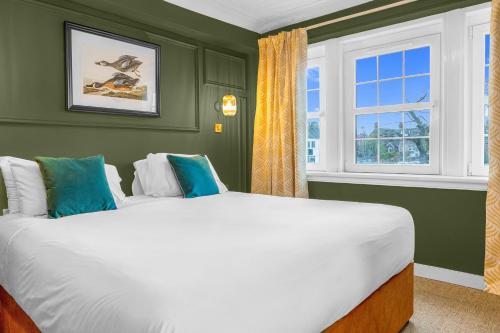 alyth hotel